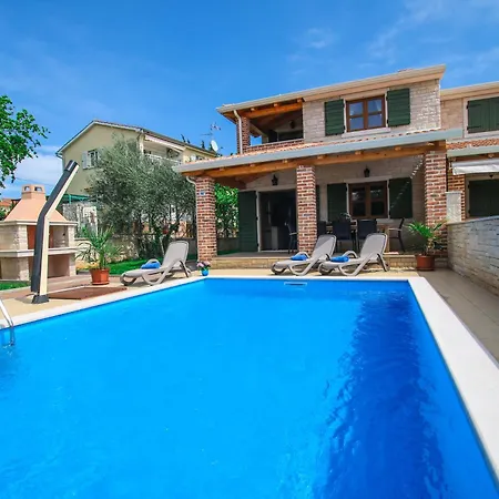 Mare Villa *